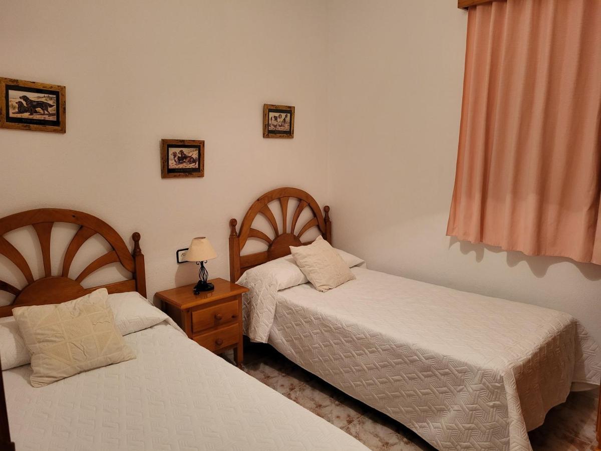 Apartamentos Los Arcos El Bosque Luaran gambar